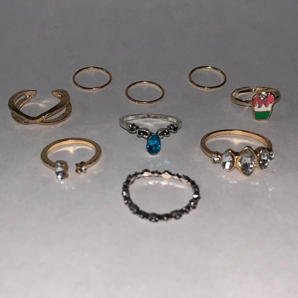 18 Beautiful Rings Pack - Picture 1 of 2